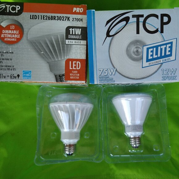 NWOT TCP Deal LED and Halogen Lights - Picture 5 of 7